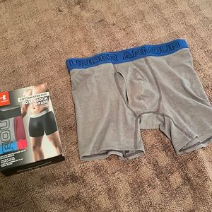 Under armour mens medium boxer jock underwear, 2 pair.